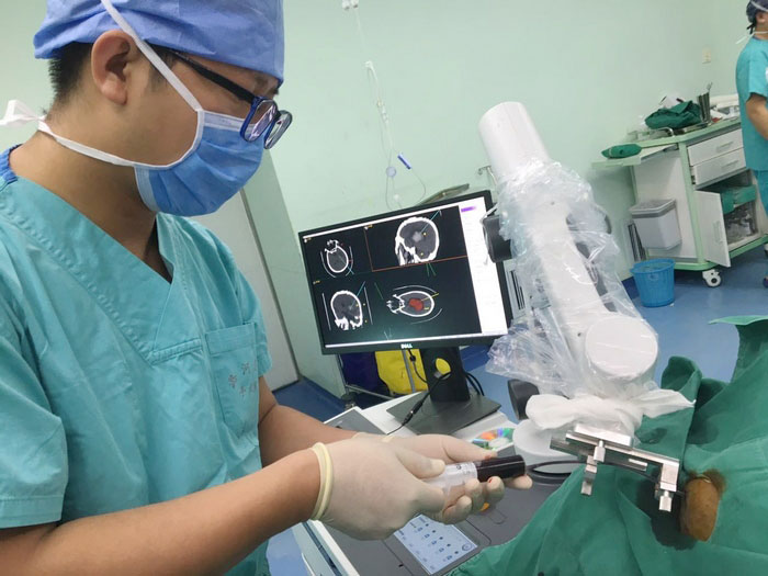 术中.jpg 术中.jpg